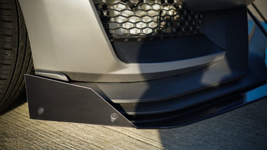 Liquivinyl Side Fins (Universal Application)
