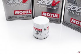 Motul 2015-2022 Ford Mustang Ecoboost 300v 5W30 Power Racing Oil Change Kit Power Racing - Image 1