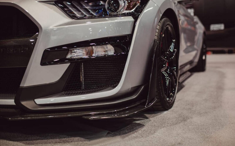 GT500 Splitter Wickers Front View