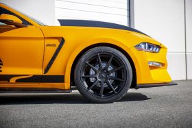 Anderson Composites 2018-2023 Ford Mustang GT350 Style Carbon Fiber Fenders (Pair)