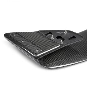 Seibon Carbon GT-R R35 OEM Style Carbon Fiber Rear Spoiler for Nissan GT-R - Image 6