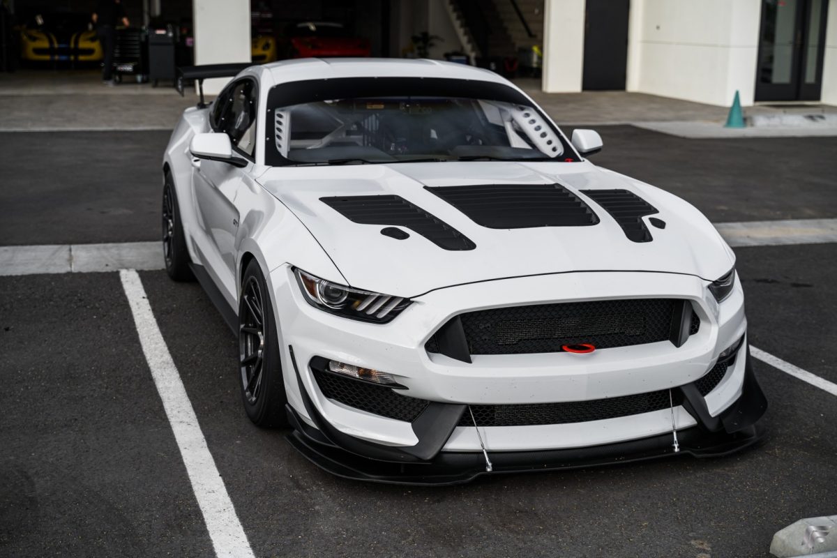 Kohr Motorsports 20162020 Ford Mustang GT350/R GT4 Carbon Fiber Dive