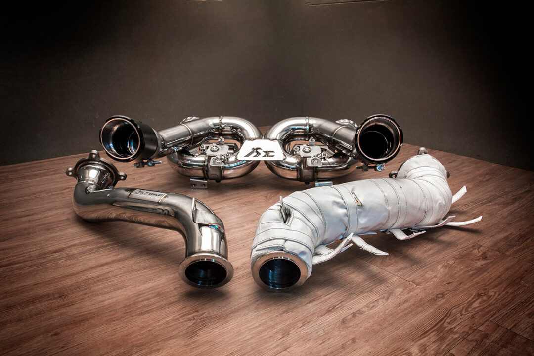 Alternative view of FI Exhaust 2017-2023 Mclaren 720S Cat-Back T304 SS Valvetronic Exhaust Suite