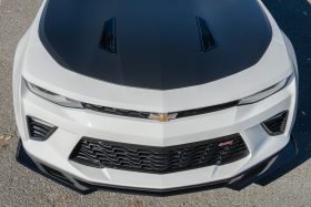 EOS 2019-2024 Chevrolet Camaro RS / SS Glossy Black Front Splitter Lip | Facelift 1LE Package - Image 1