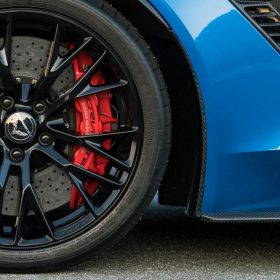Anderson Composites 2014-2019 Chevrolet Corvette C7 Carbon Fiber Front Mud Guards - Image 1
