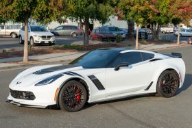 EOS 2014-2019 Chevrolet Corvette C7 Stage 2.5 Front Splitter & Side Skirts - Image 3