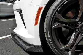 EOS 2016-2024 Chevrolet Camaro SS T6 Carbon Fiber Front Splitter - Image 3