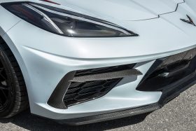 EOS 2020-2024 Chevrolet Corvette C8 Carbon Fiber Front Grille Inserts - Image 1