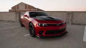 LiquiVinyl Camaro 1LE Style Front Splitter for Camaro - Image 5
