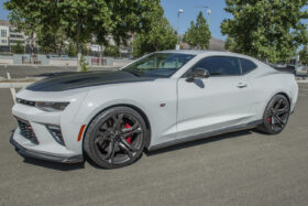 EOS 2016-2022 Chevrolet Camaro RS / SS Matte Black 1LE Style Refresh Side Skirts - Image 3