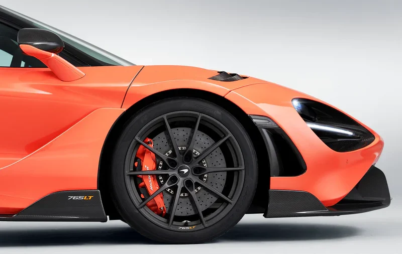 Genuine McLaren 2021-2022 McLaren 765LT Gloss Carbon Fiber Side Panels