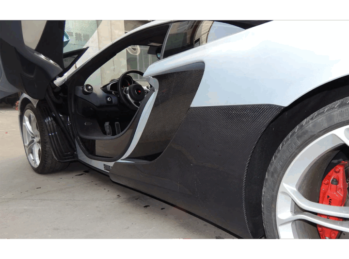 DarwinPro 2011-2014 McLaren MP4-12C Carbon Fiber Side Skirts