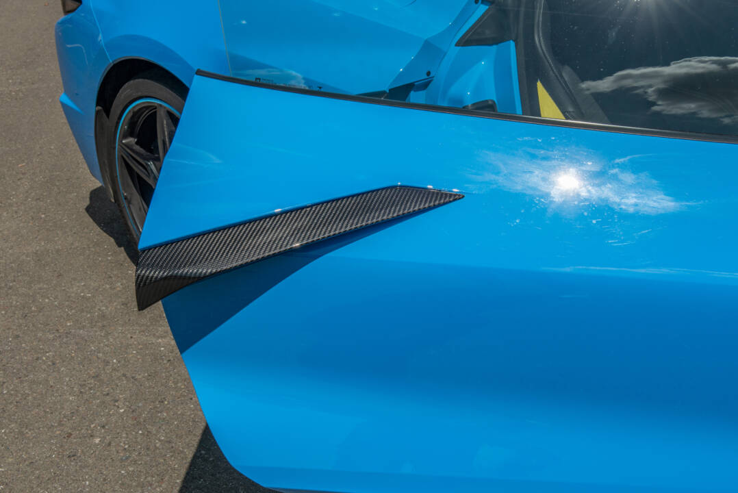 Extreme Online Store 2020 2024 Chevrolet Corvette C8 Carbon Fiber Side Fender Vent Door Garnish2