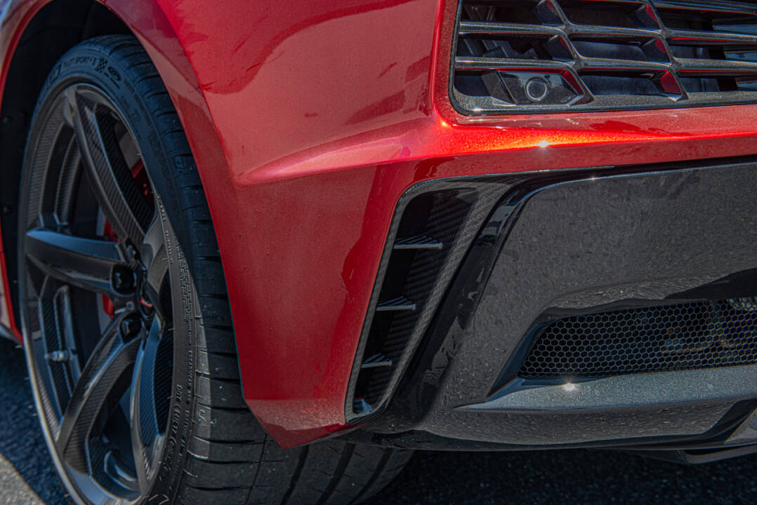 Extreme Online Store 2020 2024 Chevrolet Corvette C8 Z06 Rear Diffuser Side Vent Cover8
