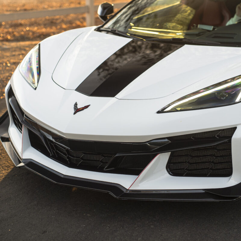 EOS 2023-2025 Chevrolet Corvette C8 Z06 Z07 Carbon Fiber Front Splitter With Canards