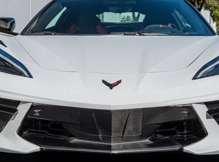 EOS 2020-2024 Chevrolet Corvette C8 Carbon Fiber Fascia Panel Grille Cover