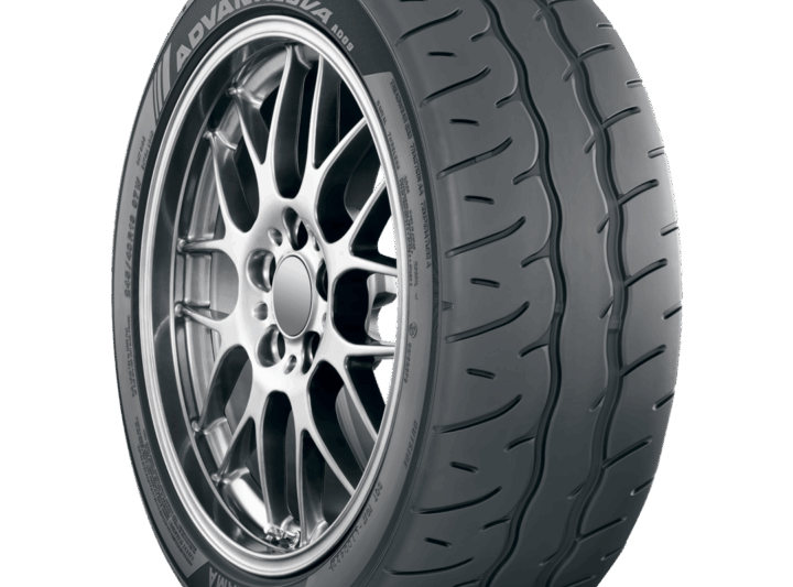 Yokohama Advan Neova AD09 Tire 305/30R20