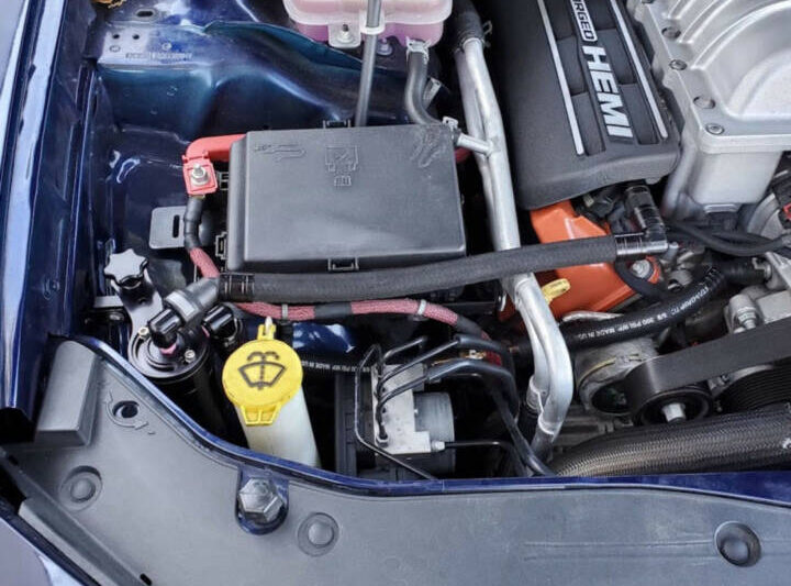 UPR Products 2015-2023 Dodge Hellcat Demon Redeye Pro-Series Fender Mount Oil Catch Can 6.2L Plug N Play - 2.5inch Can For 6.2 Hemi