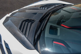 EOS 2020-2024 Chevrolet Corvette C8 Carbon Fiber GT3 R Side Vented Extractor Hood - Image 1