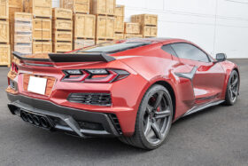 EOS 2023-2024 Chevrolet Corvette C8 Z06 Visible Rear Ducktail Spoiler - Image 3