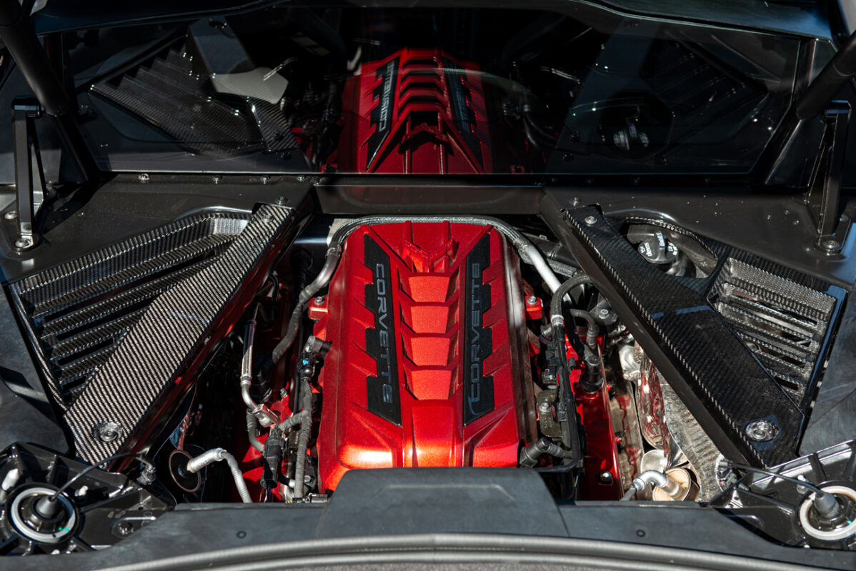 EOS 2020-2024 Chevrolet Corvette C8 Coupe Carbon Fiber Engine Cover ...