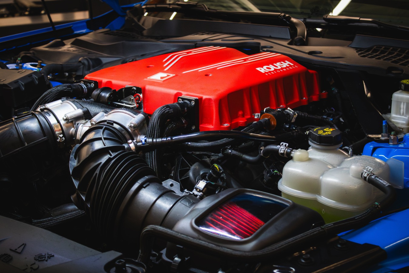 Roush Phase 2 supercharger Roush Red head unit