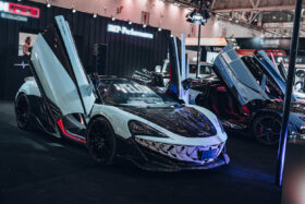DarwinPro Aerodynamics DarwinPRO 600LT & 570S BKSS Style Carbon Fiber Hood for McLaren 570S - Image 2