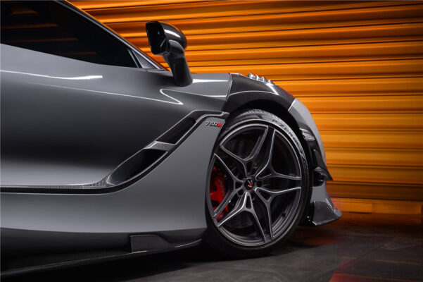 DarwinPRO 2017-2023 McLaren 720S Se²NWB Style Carbon Fiber Side Door Trims