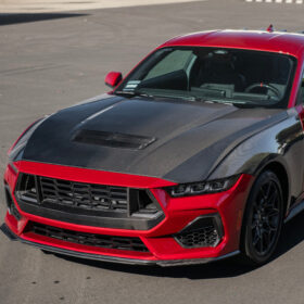 FFP 2024-2025 Ford Mustang W/O Hood Vent Carbon Fiber Front Bumper Hood