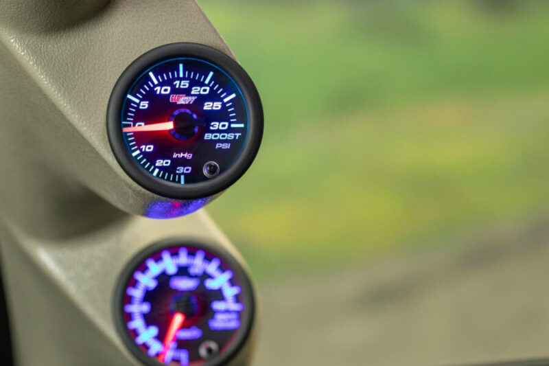 Glow Shift Black 7 Color 30 PSI Boost/Vacuum Gauge