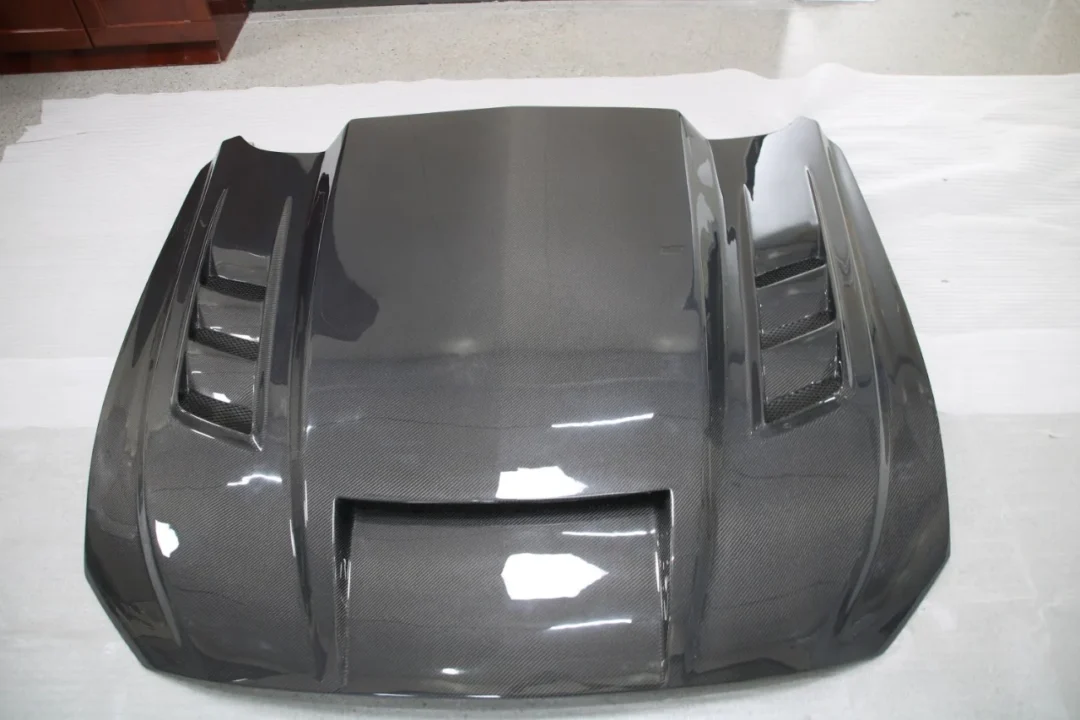 Alternative view of MAZ 2015-2023 Ford Mustang Terminator Hood