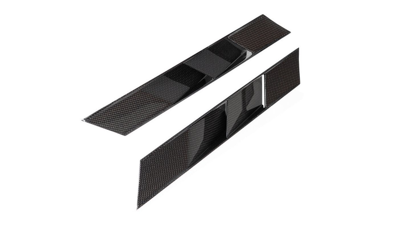 NOVITEC Ferrari 12Cilindri Carbon Front Fender Inserts