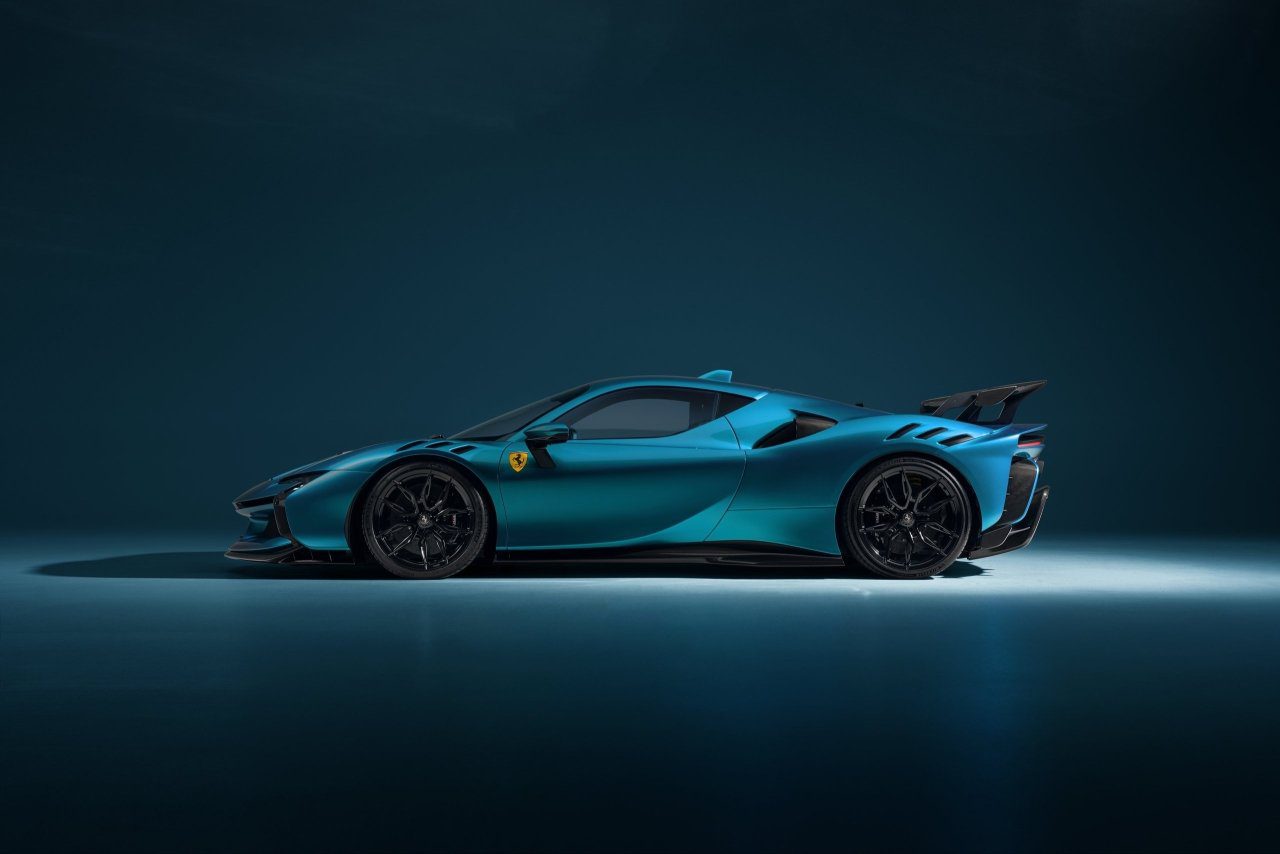 NOVITEC Sport Suspension Spring Set for Ferrari SF90 / SF90 XX - Image 5