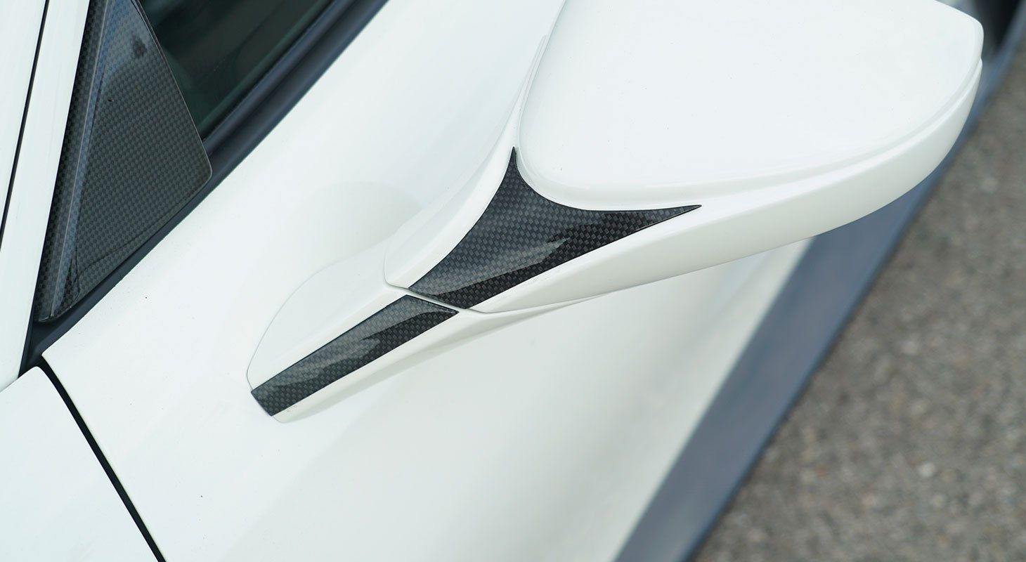 NOVITEC Carbon Mirror Covers detail