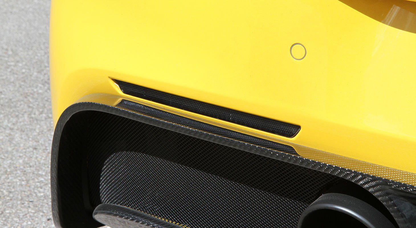 NOVITEC Black Rear Bumper Reflectors detail
