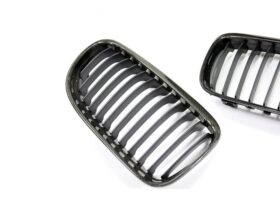 RW Carbon E90 E91 LCI Carbon Fiber Front Grilles for BMW 3 Series - Image 4