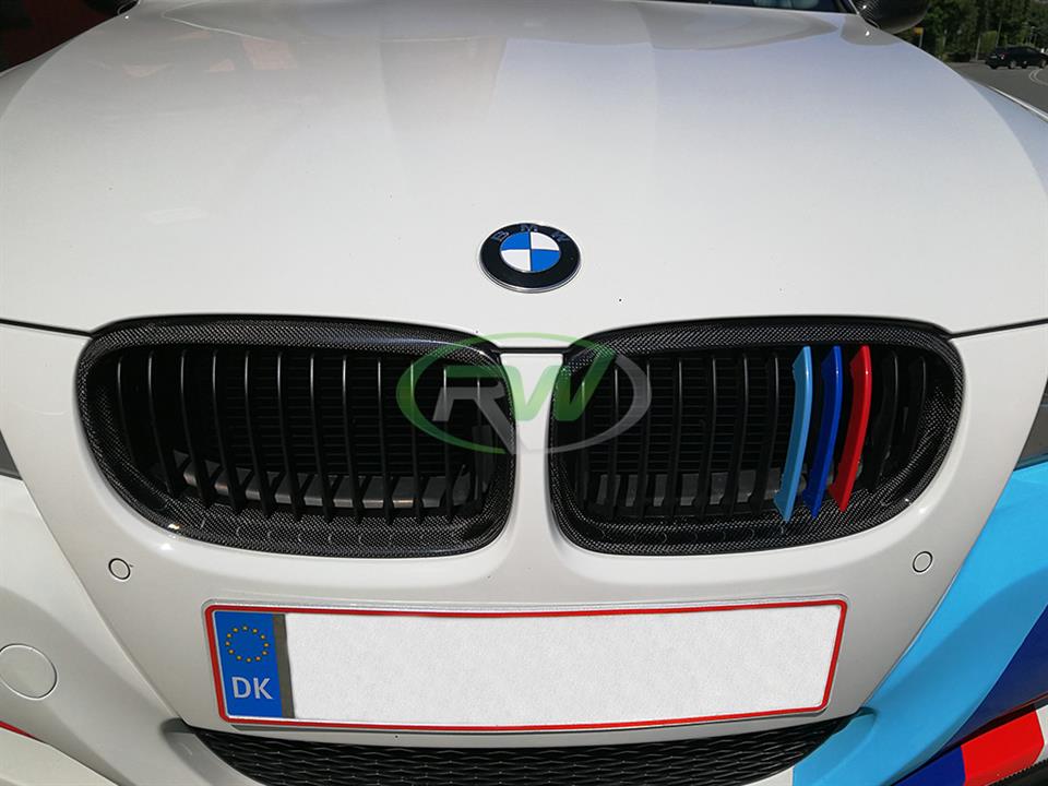 RW Carbon 2009-2011 BMW E90 E91 LCI Carbon Fiber Front Grilles - Image 6