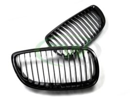 RW Carbon E90 E92 E93 M3 Gloss Black Grilles for BMW M3 - Image 2