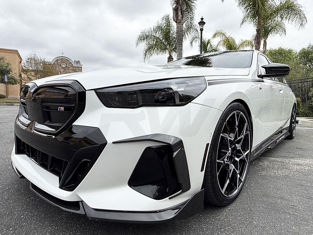 RW Carbon 2024-2026 BMW G60 5-Series Carbon Fiber Front Side Vent Trims - Image 6