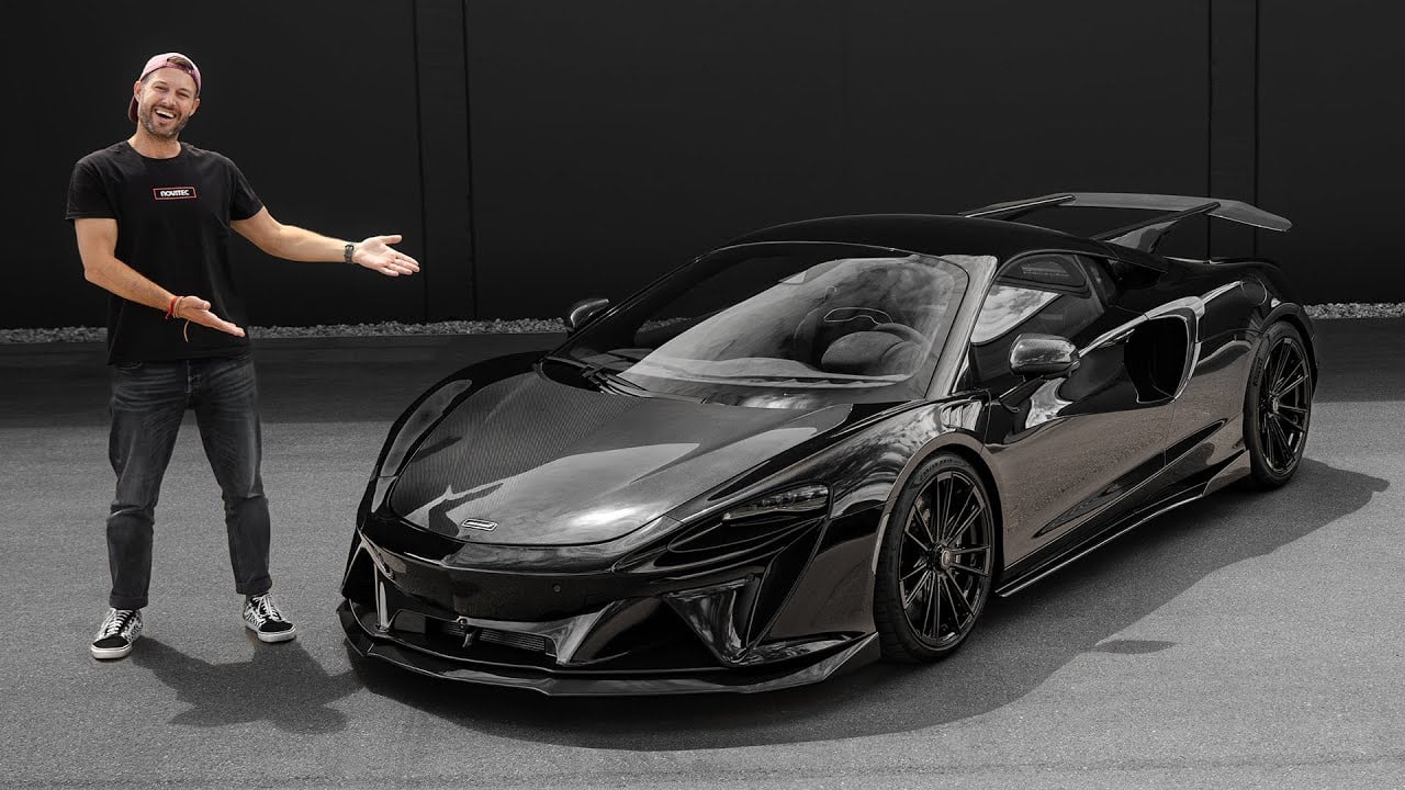 NOVITEC McLaren Artura Carbon Rear-Bumper Side Covers on Car