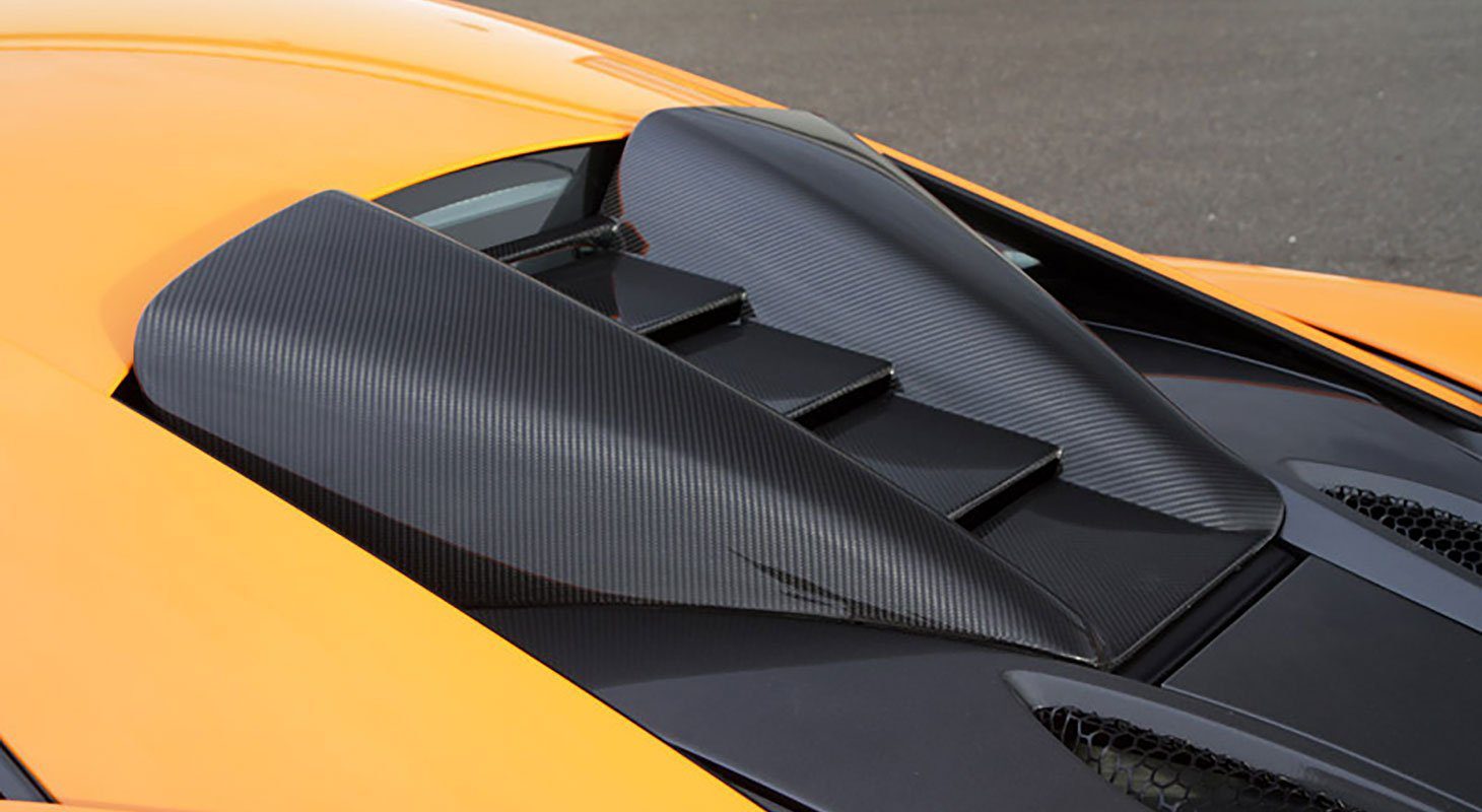 NOVITEC Carbon Roof Air-Intake installed on McLaren 570S