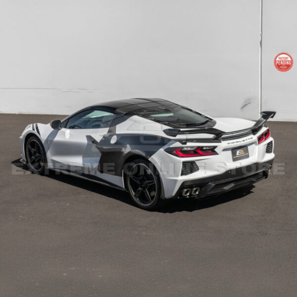 C8 Stingray side profile