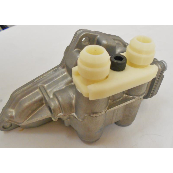 Mishimoto Oil Cooler Kit, Fits BMW E46 M3 2001-2006 - Image 10