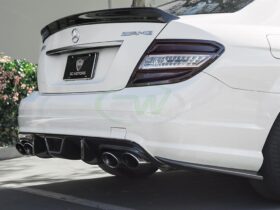 RW Carbon W204 Carbon Fiber Rear Bumper Splitters - Image 2