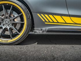 RW Carbon W205 GTX CF Side Skirt Extensions - Image 4