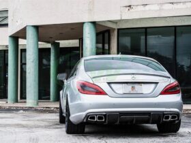 RW Carbon W218 CLS63 Renn Style Carbon Fiber Diffuser - Image 4