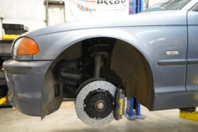 AP Racing by Essex 2001-2006 BMW E46 3-Series 330i 325i Competition Brake Kit (Front CP8350/325mm) (2)