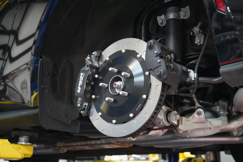 AP Racing by Essex 2024-2026 Ford Mustang S650 GT Dark Horse Radi-CAL Competition Brake Kit (Rear CP9451/365mm) (2)