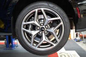 AP Racing by Essex 2024-2026 Ford Mustang S650 GT Dark Horse Radi-CAL Competition Brake Kit (Rear CP9451/365mm) (3)