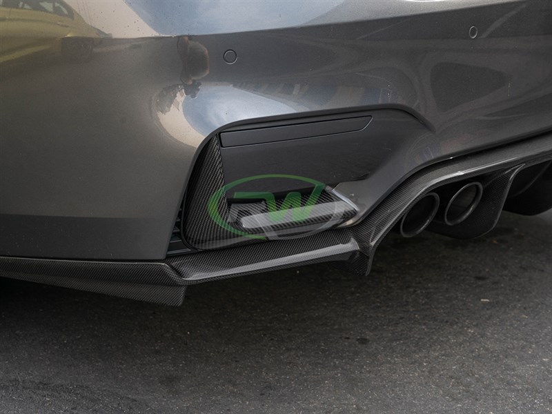 Brand: 2020-2024 BMW 3 Series F8X M3/M4 CF Rear Bumper Splitters